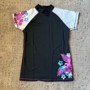 Burnside Black and Purple Short Sleeved Rashguard